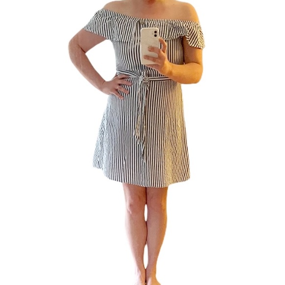 Striped Ladies Dress - Picture 2 of 4